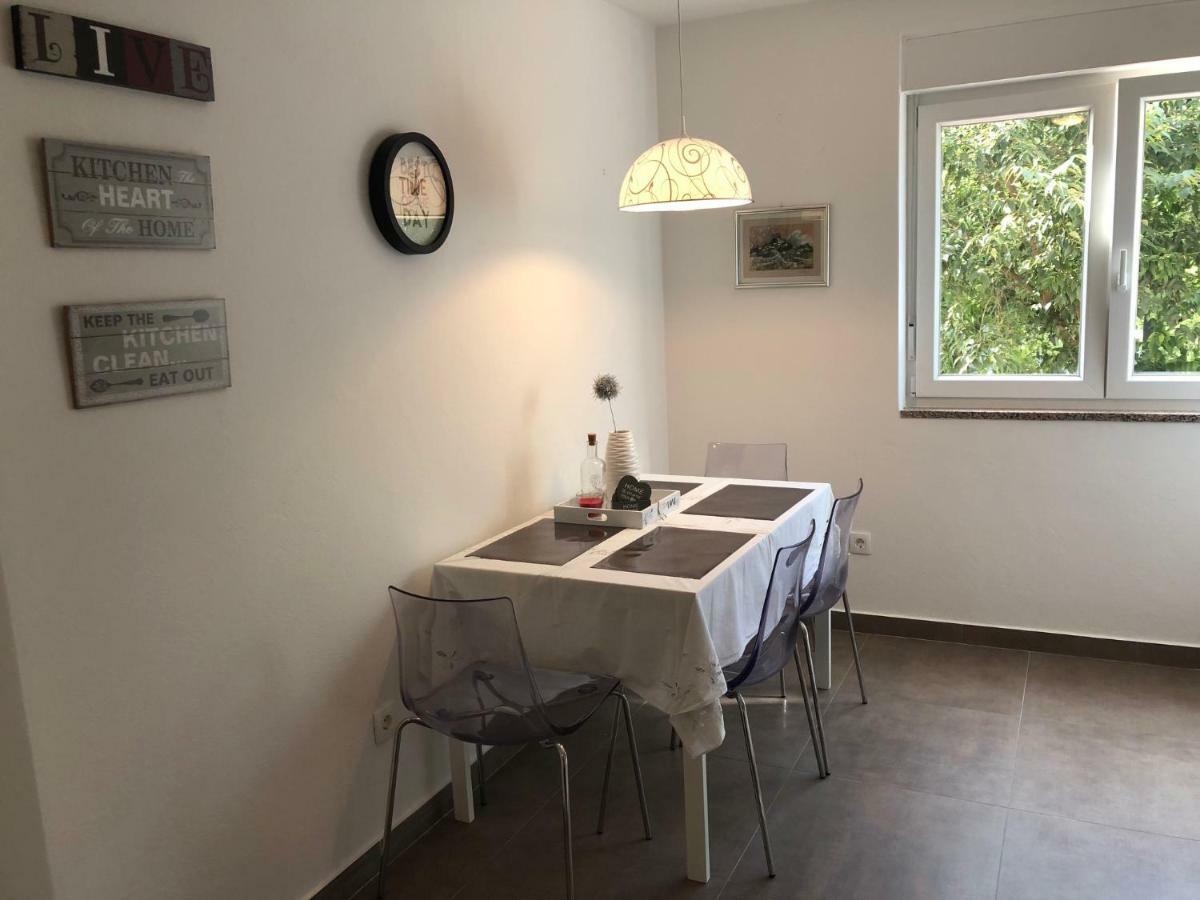 Apartment Safran Novigrad Istria エクステリア 写真